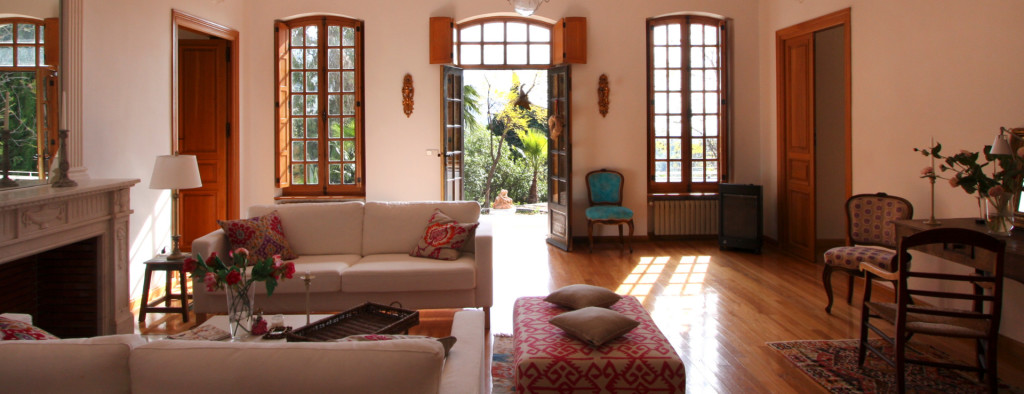 livingroom-with-the-view